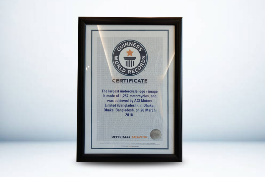 Certificate for the largest motorcycle logo/image